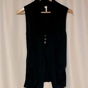 Studio Y Vest 3 buttons on front
